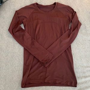 Lululemon swiftly tech top